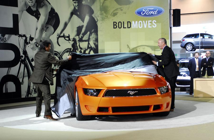  Ford Mustang Giugiaro Concept 2006 года  (фото 21 из 68)